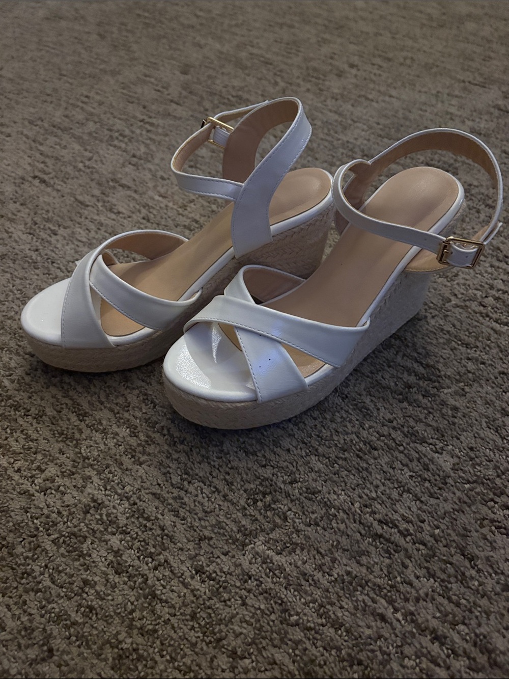 Women’s White Wedge Sandals